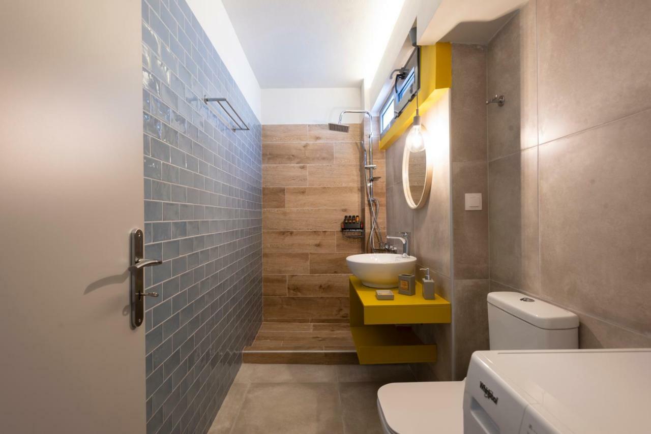 Groundfloor 2Br Apt With Smallyard Near The Heart Of Calamata Exterior foto